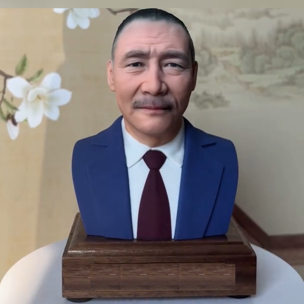Custom 3D Printed Human Memorial Figures | Full-Color Lifelike Masterpieces | Created from Your Photo
